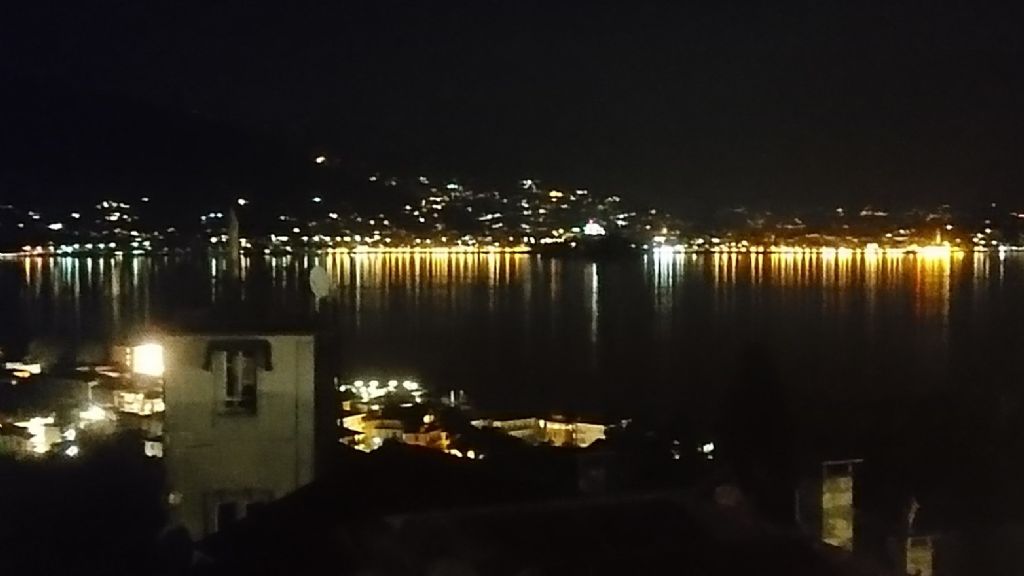 Appartamento con favolosa vista lago ed Isole Borromee a Baveno